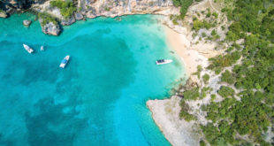 Little Bay  verstecktes Karibikparadies