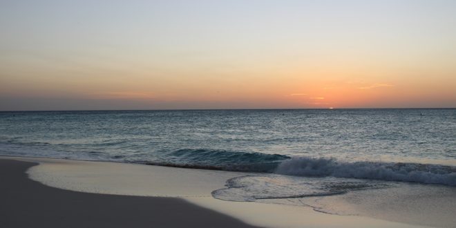 Sonnenuntergang am Bucuti Tara Beach Resort auf Aruba