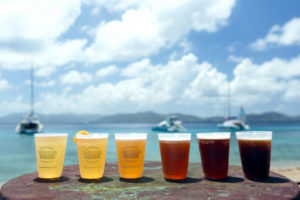Bierverkostung in der Mikrobrauerei des Cooper Island Beach Club
